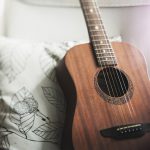 jak zagrać na gitarze